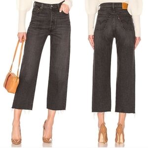 Vintage LEvi's Ribcage Straight Ankle Raw Hem Black Cropped Jeans Womens Size 25